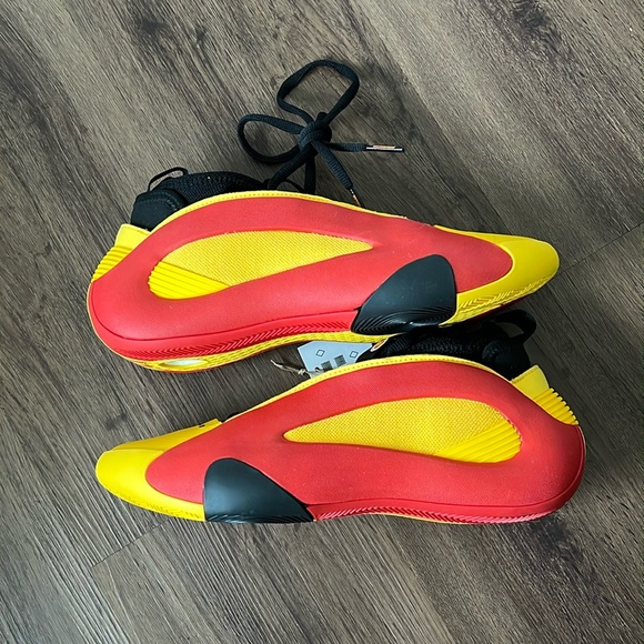 james harden mcdonald's all american shoes